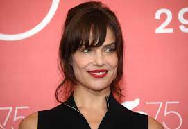 Browse 2,862 micaela ramazzotti stock photos and images available, or start a new search to explore more stock photos and images. Vivere Con Micaela Ramazzotti Film Di Francesca Archibugi