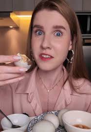 Trying Balut for the First Time: Intense Reactions