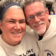 What advice or tips are there for an 8+ hour tattoo session?