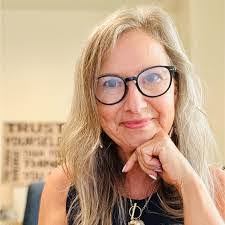 Letitia Covington's Instagram, Twitter & Facebook