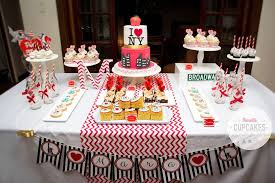 Whether you're hosting a kid's birthday party, a baby shower, a halloween costume party, or a holiday event, party city. New York Birthday Party Birthday Party Ideas Photo 1 Of 19 Catch My Party