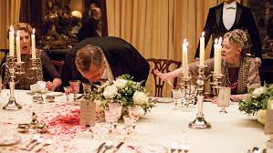 It can contract to be just enough room for four people or, with the numbered extensions, lengthen to allow 30 friends to sit around it. Downton Abbey Season 6 Episode 5 Blood On The Dining Table Behind The Scenes Variety