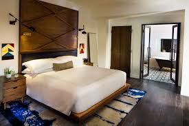 King Guest Room At Thompson Nashville Tn Luxury Hotel Room Nashville Boutique Hotels Nashville Hotels