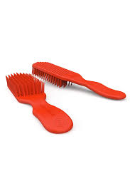 These detangling brushes and combs are good for thick, curly, fine, and straight strands and can be used on hair that is either wet or dry. The 11 Best Detangling Brushes And Combs Of 2021