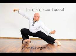 Simple qi gong movements are also taught. 100 Tai Chi Ideen In 2021 Kampfkunste Tai Chi Tai Chi Ubung