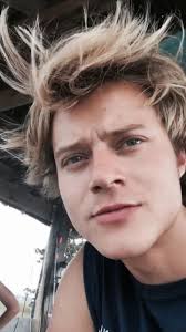 Pin By Savannah Dolfini On My Husband In 2020 Pankow The Pogues Outer Banks