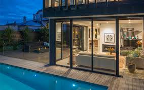 The 2006 auckland blackout was a major electrical blackout in auckland, the largest city in new zealand, on 12 june 2006. Black Box Murray Long Builders