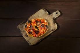 Formal italian dinners consist of many courses, starting with antipasti, pasta (primi), meat (secondi), salad, soup, fruit and cheese, and dessert (dolce). Freselle Or Friselle Dried Bread Italian Food Stock Image Image Of Dinner Diet 134234571