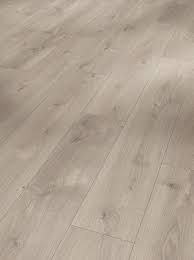 Das richtige laminat für ihre zwecke. Parador Laminat Classic 1070 4 V Fuge Eiche Mistral Grau Landhausdiele Naturmattstruktur