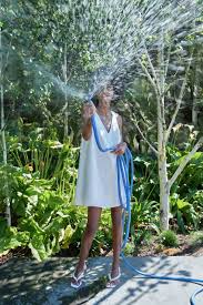 Destinée à toutes les femmes, nos robes maison 123 s'adapte pour à toutes les silhouettes. Robe Fluide Blanche De Zara