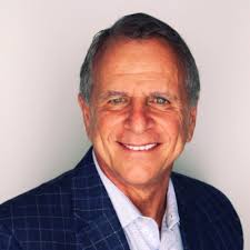 After 14.5 majestic, exhilarating and illustrious (all my words) years,  today marks the beginning of my last week at Bullhorn.