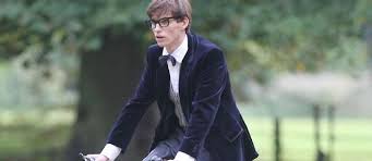 Il n'existe aucun traitement pour guérir de cette maladie. The Theory Of Everything Le Genie Stephen Hawking Vu Par Hollywood Le Point