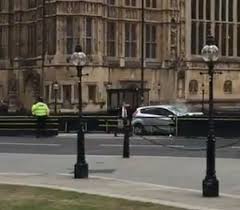 Precizari mae referitoare la atacul de la londra. Atac Terorist In Londra O MasinÄƒ A Intrat In Barierele Din FaÅ£a Parlamentului Britanic DupÄƒ Ce
