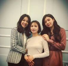 국보급 미모 김옥빈(kim ok bin) 동생 채서진(chae seo jin), 자매의 우월한 유전자★ 아는 형님(knowing bros) 79회. ê¹€ì˜¥ë¹ˆ ë¯¸ëª¨ì˜ ì„¸ ìžë§¤ ëˆ„êµ¬ í•˜ë‚˜ ì•ˆ ë¹ ì ¸ ì „ìžì‹ ë¬¸