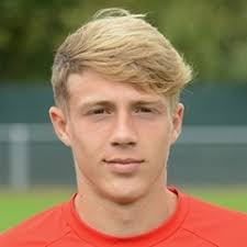 Adrien truffert (born 20 november 2001) is a french footballer who plays as a left back for french club stade rennais fc. Adrien Truffert Fra Photos Playmakerstats Com