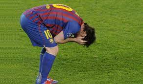 Leo messi llorando al ser ovacionado en la conferencia con el fc barcelona. Ex Companero De Messi Recuerda Como Fue El Dia Que Vio Llorar Al Argentino Diario La Prensa