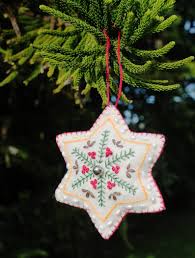Embroidered Felt Christmas Or Yule Ornament With Genuine Freshwater Pearls Felt Christmas Ornaments Felt Christmas Diy Felt Christmas Ornaments