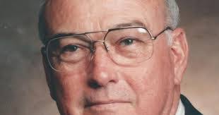 Bruce Boggess's Instagram, Twitter & Facebook