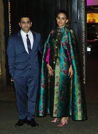 Two doses of covishield vaccine to cost rs 2000 in private market if 'govt allows it': Vaccine Prince Adar Poonawalla Risked Fortune To Save Lives And Has Plane Office And Celeb Pals World News Mirror Online