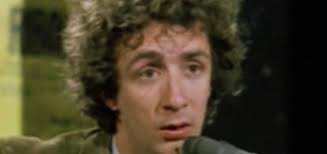 Arriva nel 1981 il suo esordio cinematografico con il film ad ovest di paperino. Francesco Nuti Chi E Eta Incidente Domestico Oggi Figlia Malipiero