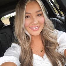 Jessica Sugg's Instagram, Twitter & Facebook