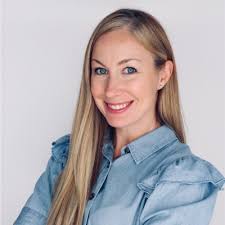 Sharing a proud moment with Jalpa Patel, CFA. At left is Jalpa sharing her  insights