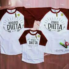 Untuk yang menginginkan gaya busana kembar dengan ayah ibu dan saudara, tentunya harus memilih model baju couple keluarga terbaru & kekinian. Kaos Family Couple Keluarga Desain Family Series Bisa Cetak Nama Shopee Indonesia
