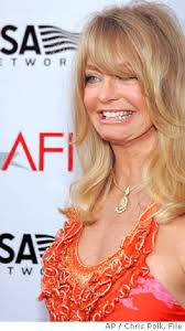 Have Goldie Hawn and Kurt Russell split?; Vincent D'Onofrio passes out