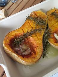Butternut Rotie A L Ail Et Au Romarin Audrey Cuisine Recette Courge Butternut Recette Butternut Four Recettes De Cuisine