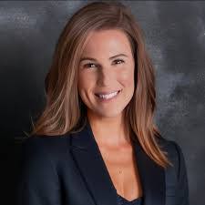 Sara Costa's Instagram, Twitter & Facebook