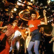 Höre discothèque 70s von various artists auf deezer. 29 Pictures That Show Just How Crazy 1970s Disco Really Was