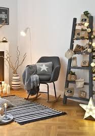So Funktioniert Der Look Nordic Fire Eine Kaminkonsole Ist Die Interior Geheimwaffe Um Ultimative Gemut Kaminkonsole Einrichtungsstil Dekoration Wohnzimmer