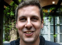 Cedergren plockar Palamarz från London