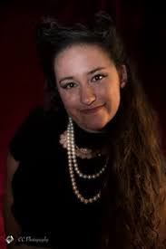 Ivy Kelly's Instagram, Twitter & Facebook