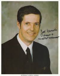 Autographs & Autograph Shows