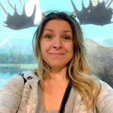 Sarah Bateman (@wickedgoodwine)