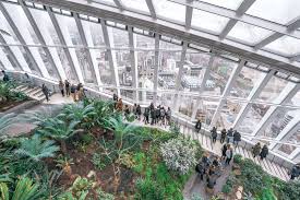 24 Instagrammable London Photography Locations The fashion district is a cluster of ambitious businesses, academic institutions and investors in east london.