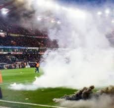 Le standard reçoit son rival anderlechtois dimanche à sclessin. Por Bengalas Suspenden El Standard Anderlecht El Informador