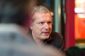 Kreativität ist Intelligenz, die Spaß hat“