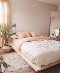 See more ideas about bedroom interior, bedroom design, luxurious bedrooms. Pin By Caroline Lindley On Houses Simple Bedroom Bedroom Decor Apartment Decor