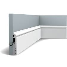 Surplinthe De Recouvrement Orac Decor Sx186 Plinthe Renovation En 2020 Plinthes Moulure Moulures Decoratives