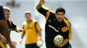 (a) 1990 there are two different colours of footballs used when playing a game of afl. Sports Quiz Test Your Knowledge