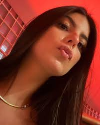 Giulia Rocha (@giuliv) • Instagram photos and videos