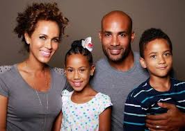 List Of Black Actors And Actresses Actor Boris Kodjoe His Wife Actress Nicole Ari Parker Kodjoe And Ghanaian American Fashion Designer Mimi P Black Celebrity Kids Boris Kodjoe Celebrity Families