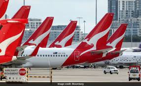 Welcome to the official qantas fan page. Coronavirus Qantas Airways Offers Taste Of First Class With Online Sale