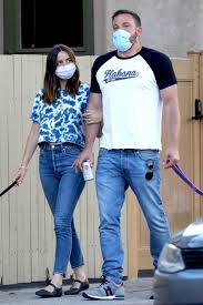 Discover the magic of the internet at imgur, a community powered entertainment destination. Ana De Armas Spotted In The Perfect Flat While Out With Ben Affleck Vogue