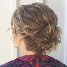 59 Cute Easy Updos For Short Hair That Look Stunning 2019 Styles In 2020 Short Hair Waves Easy Updo Hairstyles Short Hair Styles Easy