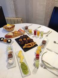 Via borgonuovo, 11 20121 milano, italy tel.: Desayuno Increible Picture Of Hotel El Milano Real Hoyos Del Espino Tripadvisor