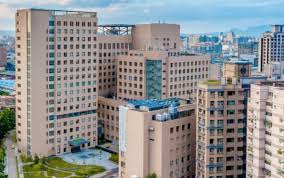 Rumah sakit di taiwan (id); ç¢ºè¨ºæ‚£æŒåˆ€åŠƒå‚·3è­·ç†å¸«é›™å'Œé†«é™¢èªªè©±äº† çµ•ä¸å¯¬è²¸æš´åŠ› åŒ¯æµæ–°èžç¶²