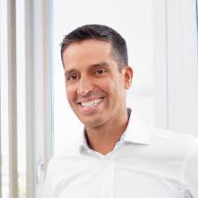 OA Dr. Alexis Freitas, F.E.B.S.